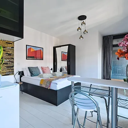 Urbannest_krochmalna Lejlighed *